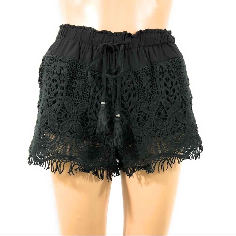 Gypsy Global Village Short Sz XSmall Black Crochet